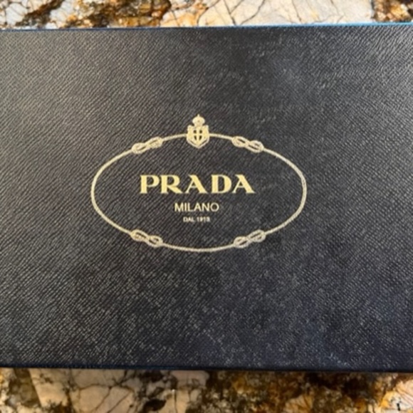 Prada Saffiano Derby Laceless/Lace Shoes